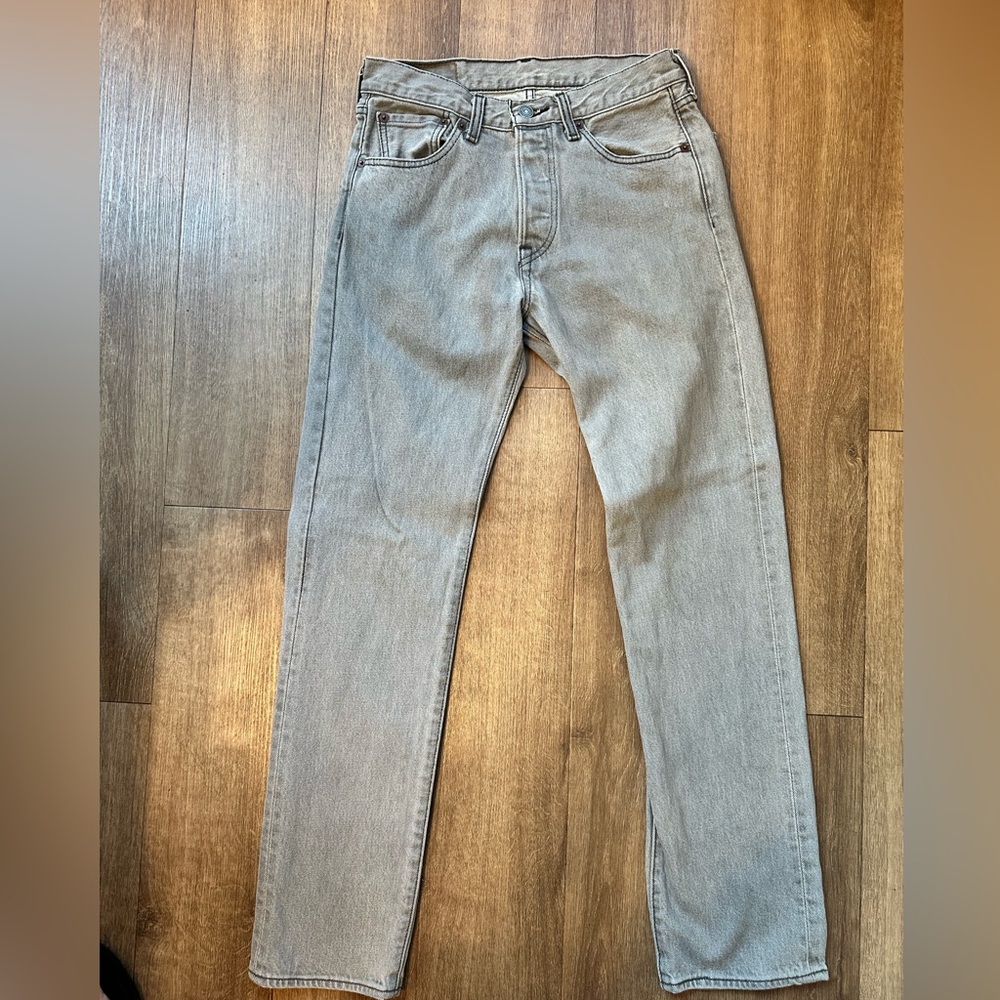501 Levi's Men's Light Gray Straight Jeans